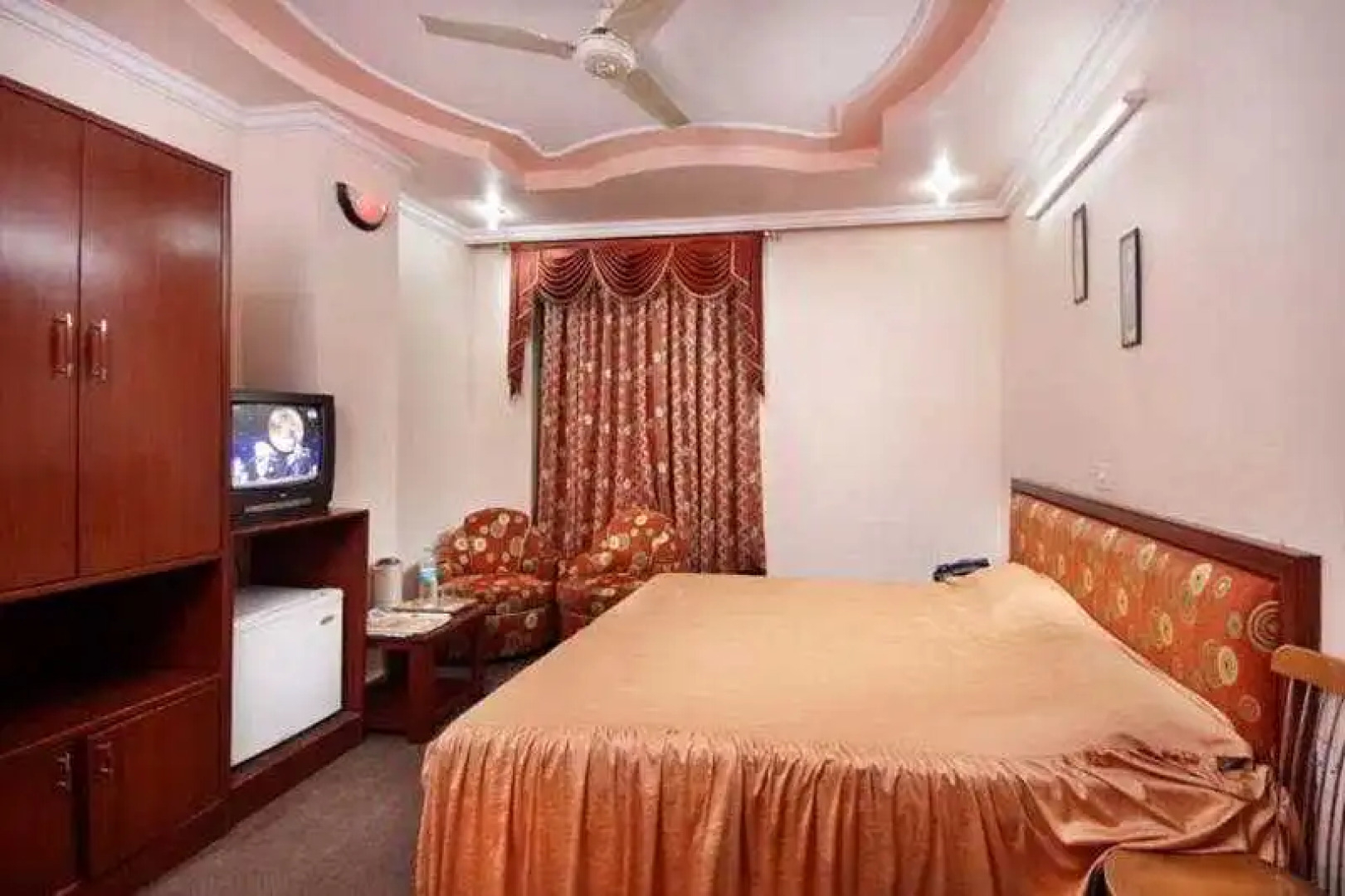 Hotel Simla Palace