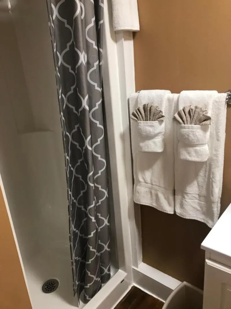 Harbourview Motel & Accommodations