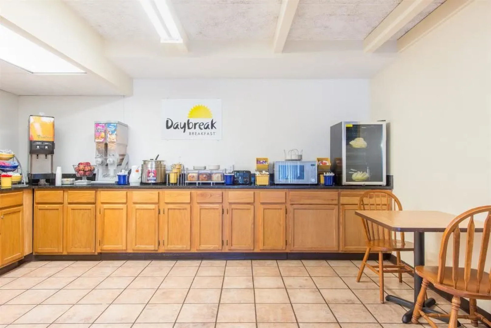 Days Inn St. Louis North