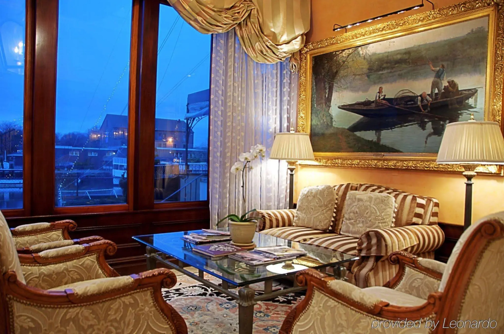 Delamar Greenwich Harbor