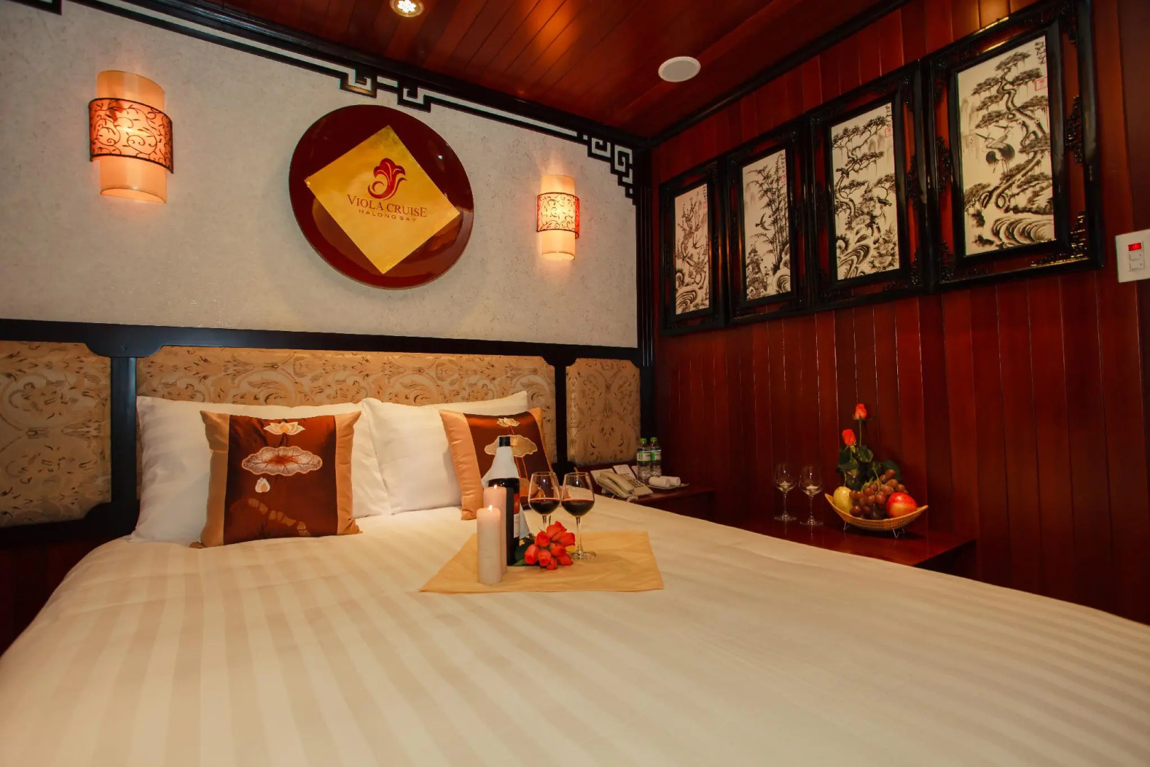 Viola Cruise Halong Bay