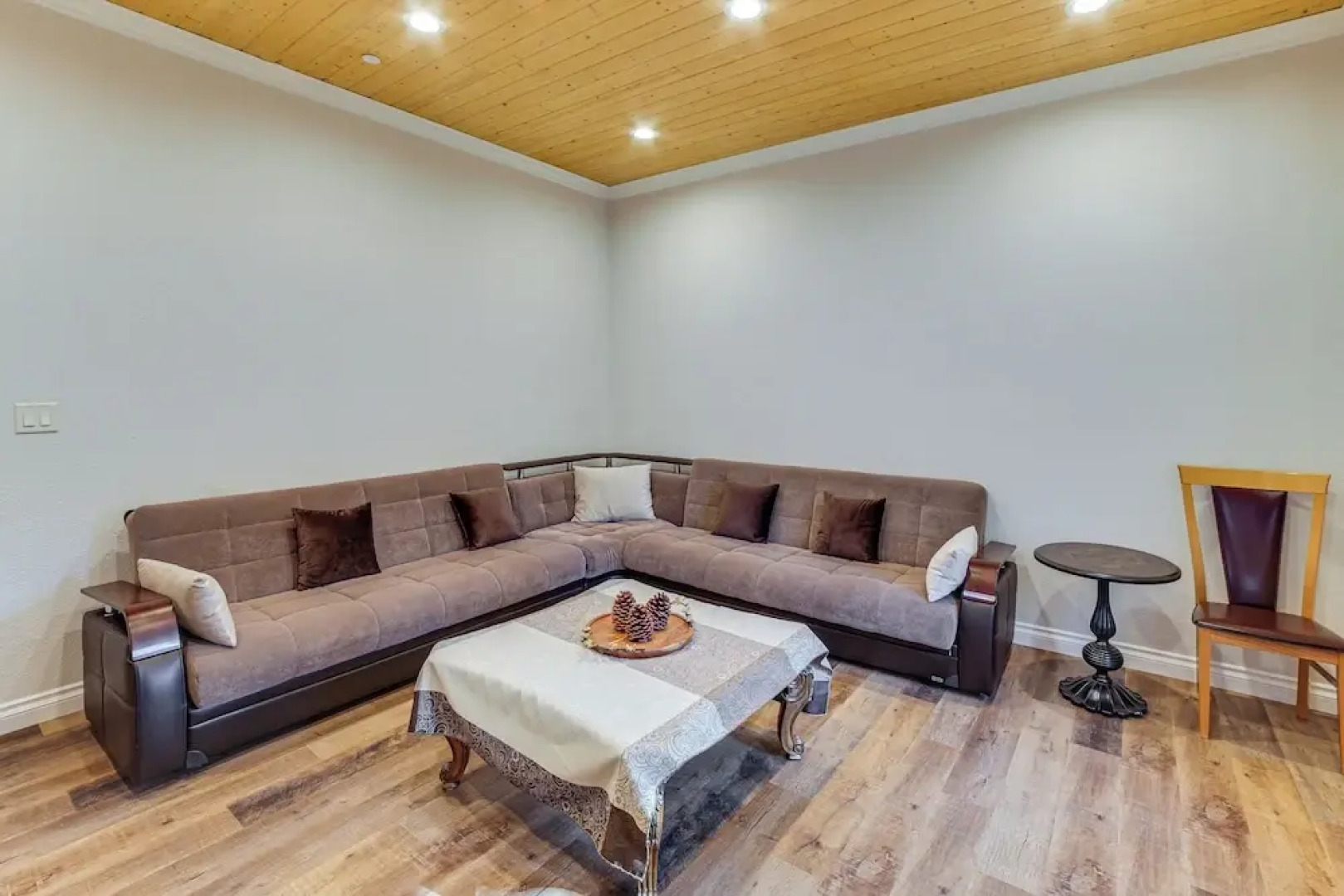 Cozy Pine Mountain Club Cabin w/ Large Deck