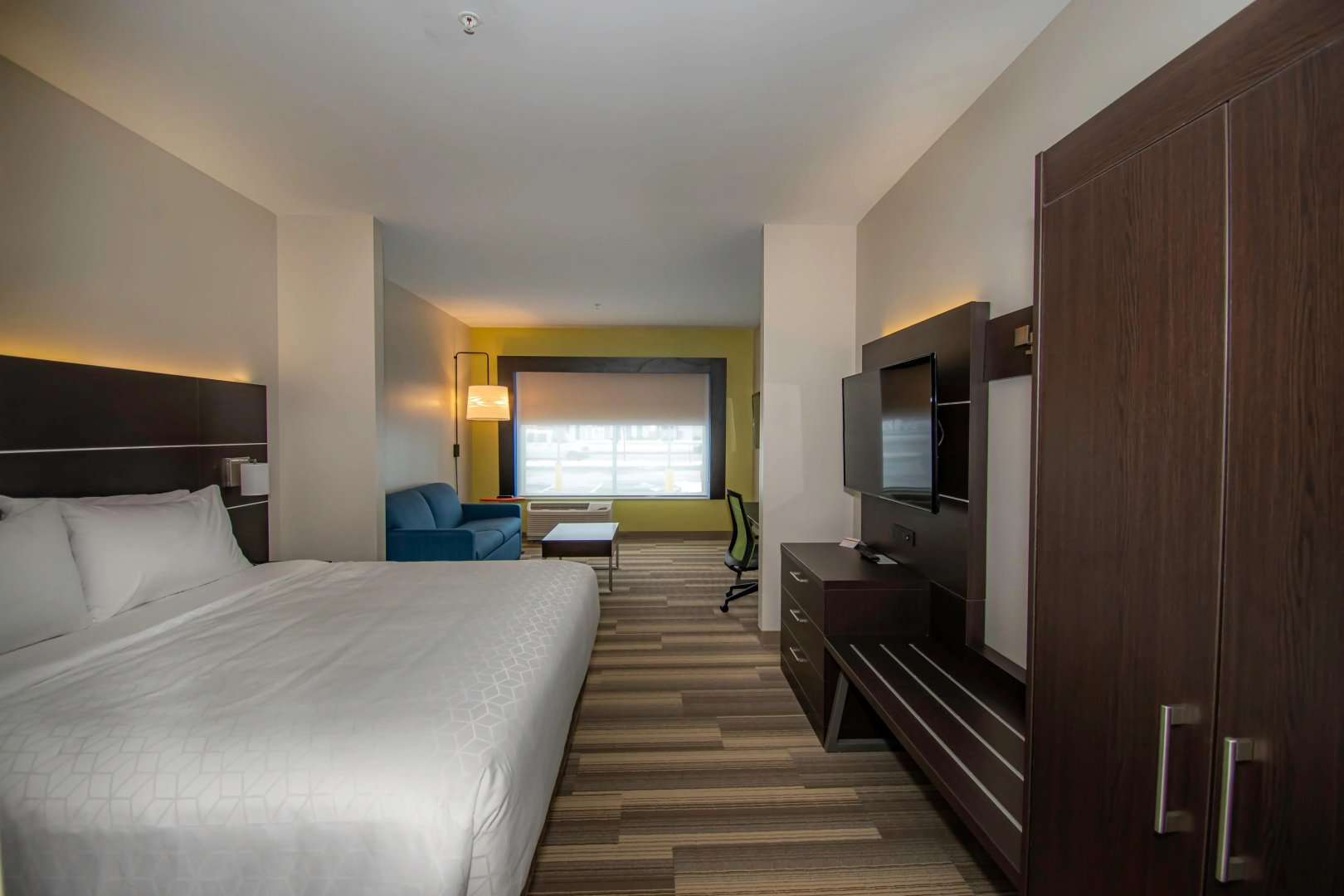 Holiday Inn Express & Suites Tonawanda - Buffalo Area by IHG