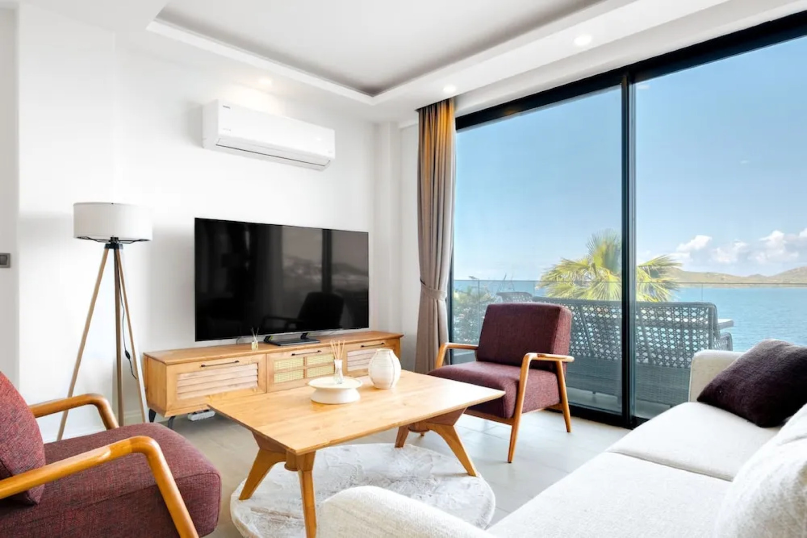 Luxury Waterfront House 9 min to Yalikavak Marina