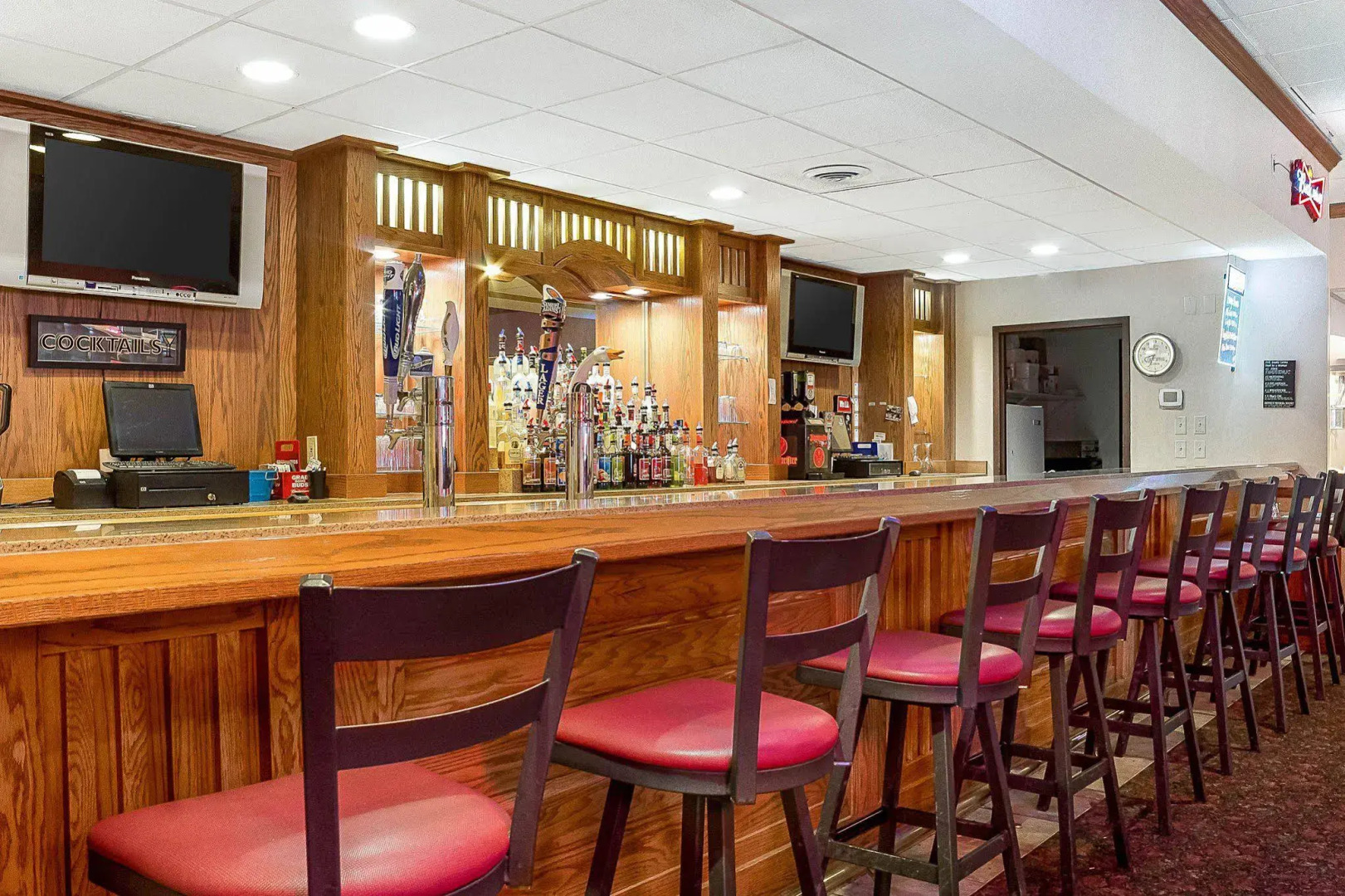 Baymont by Wyndham Jamestown Conference Center & Water Park