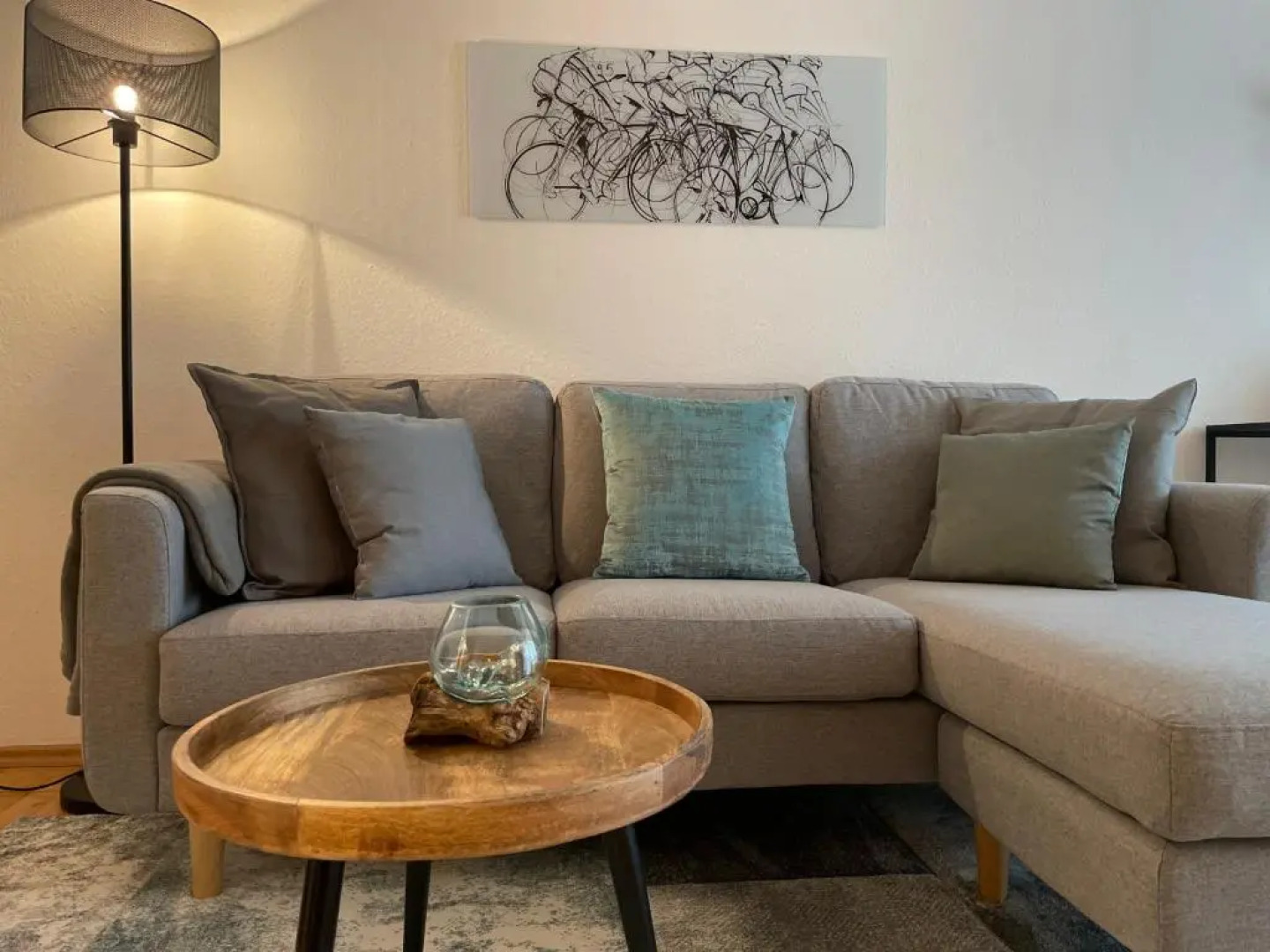 Apartment Modern Stylish-kitchen,BLK near Fair-Bosch Forschung-Zentrum