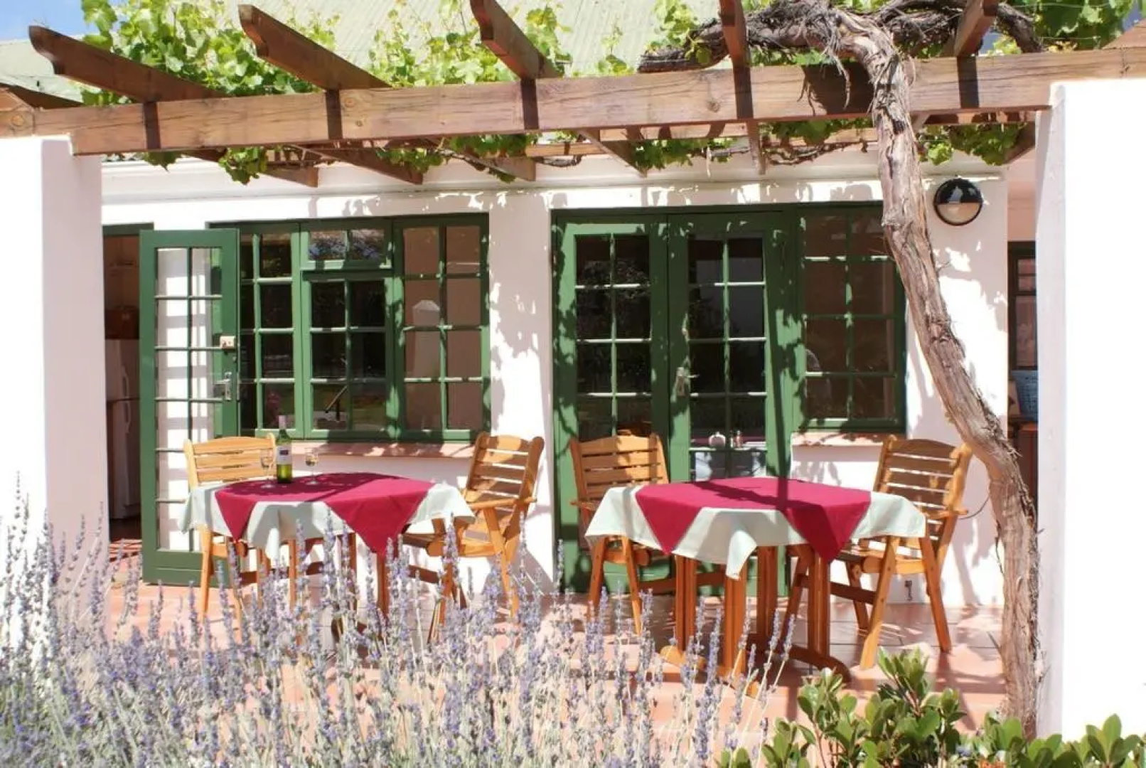 Koo Karoo Guest Lodge and Self Catering