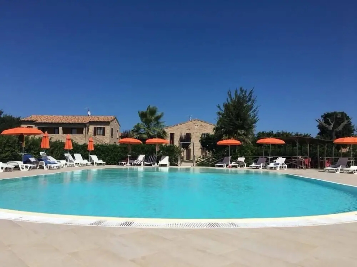 Residence Casale Torrenova al Conero