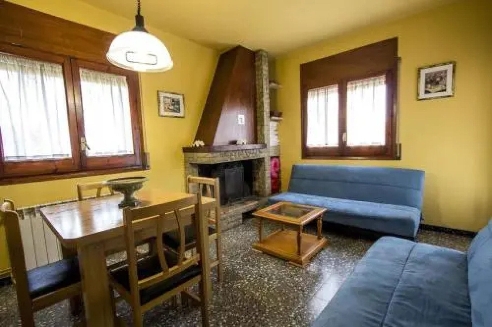 Casa De Vacaciones "CAL VIVES"