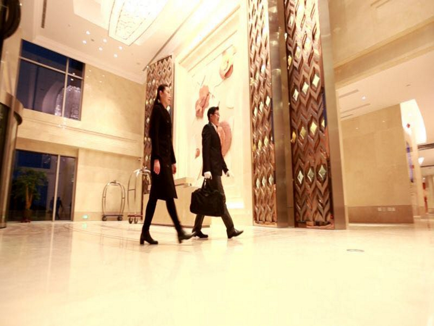 Hotel Plaza Carnival Qingdao