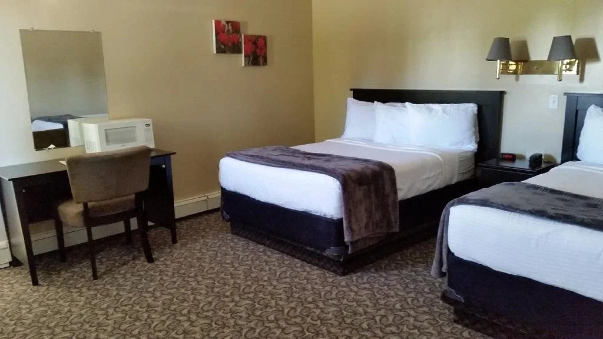 Middleton Motel & Suites