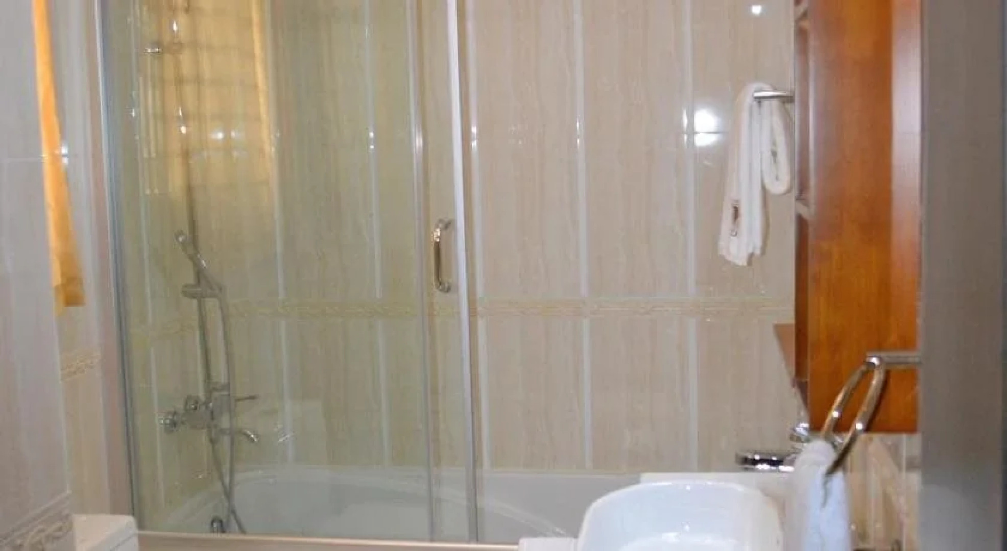 Rohi Apartment Hotel