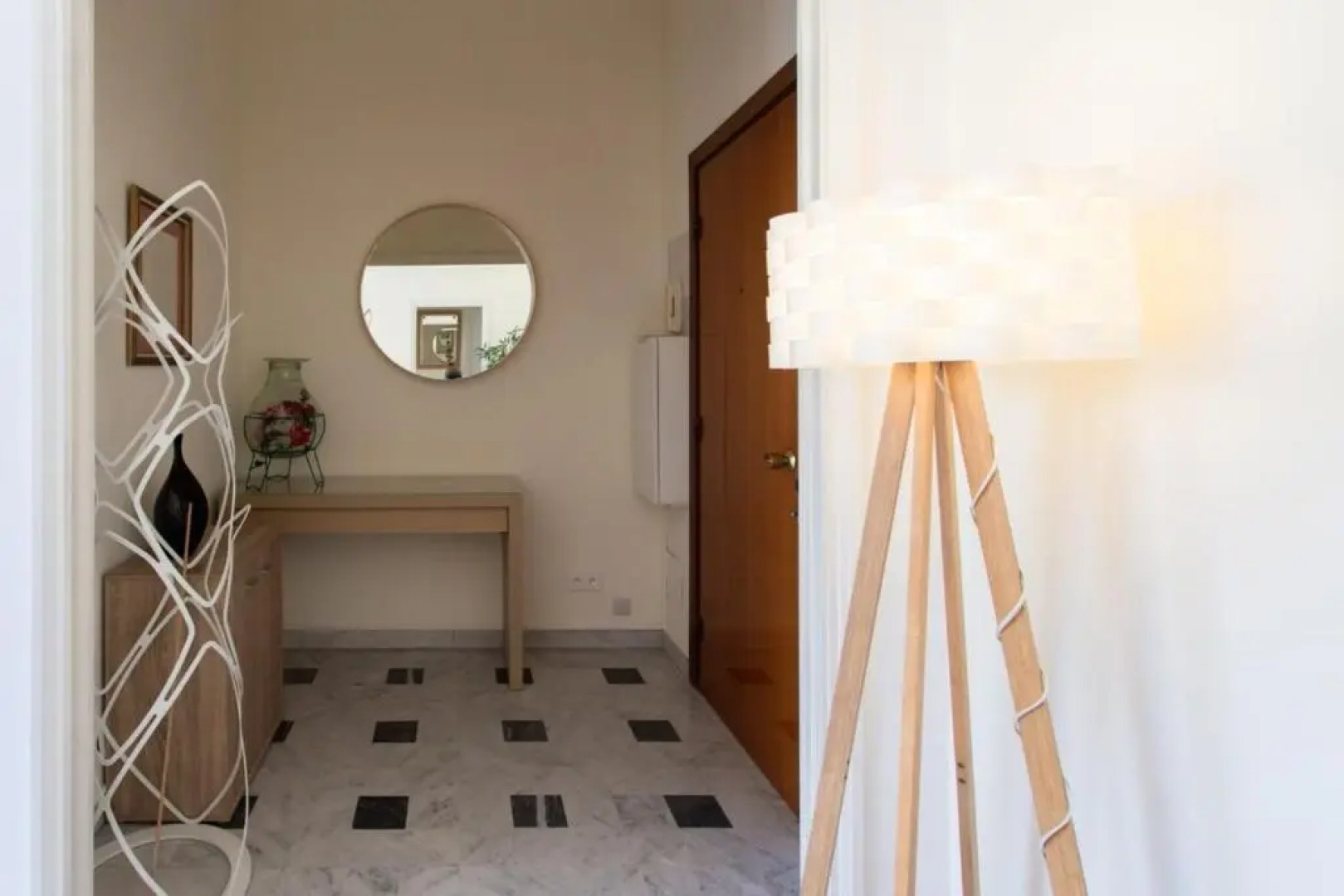 Air-Conditioned Apartment With Furnished Terrace & Parking Rated 3 Stars