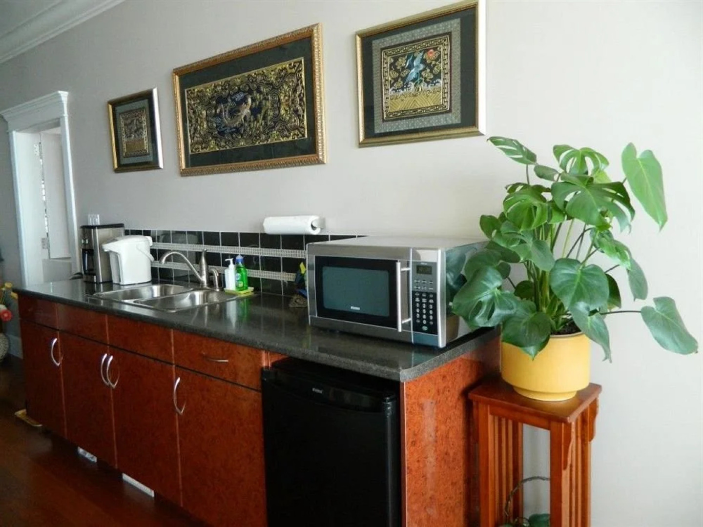 Beachside Garden B&B