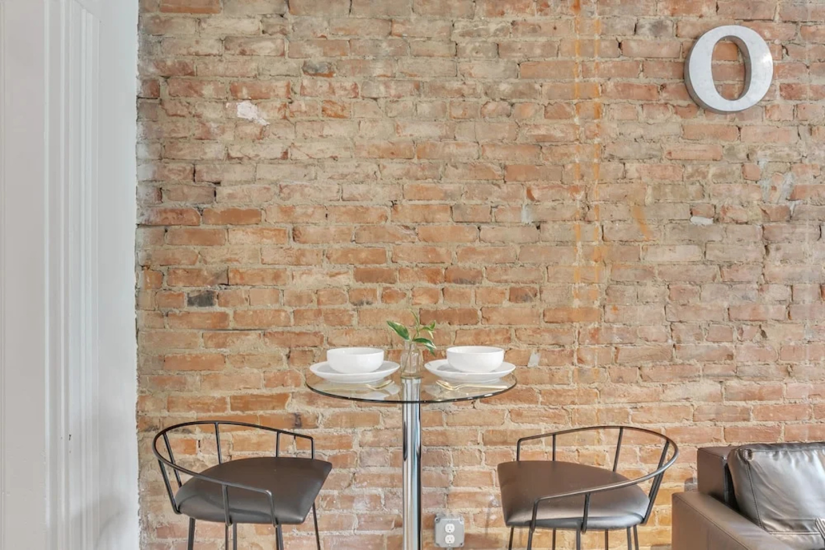 RESTAURANT on site. Walk to everything by RedAwning