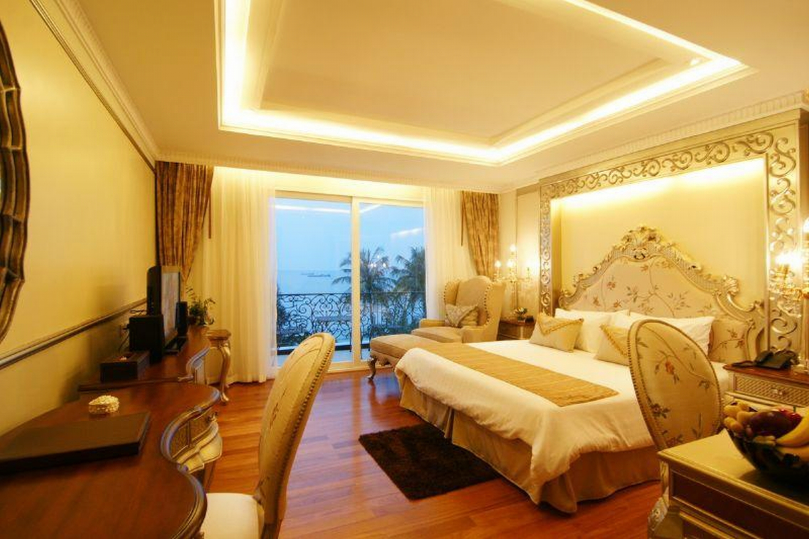 LK The Empress Pattaya