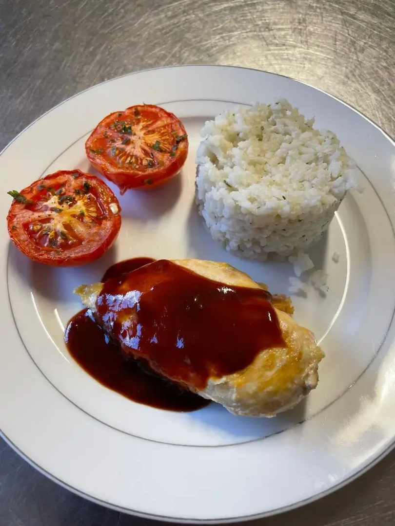 Logis Hotel Le Clement V