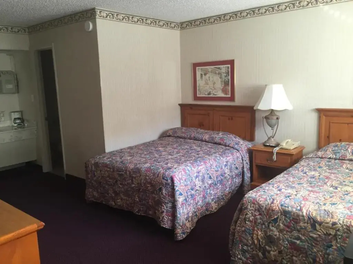 Highland Hills Motel and Cabins – A Master Hosts Resort