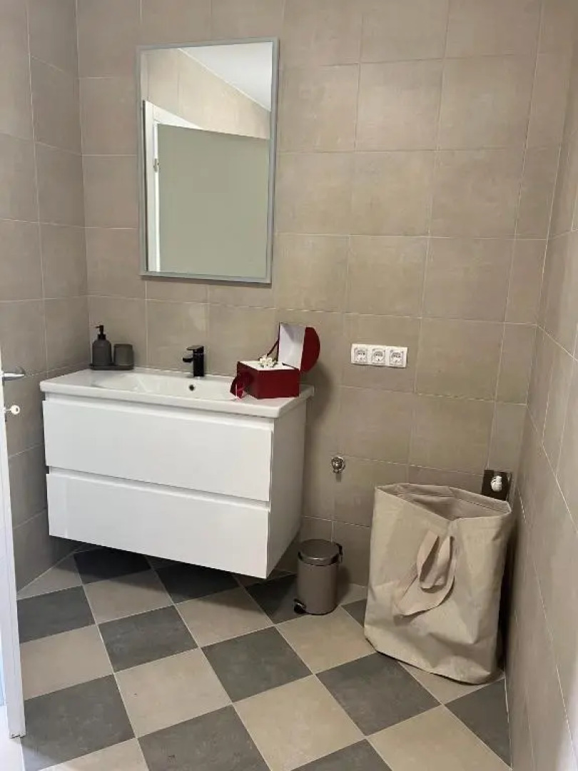 Small, 2 bedroom house, 50 m from the sea