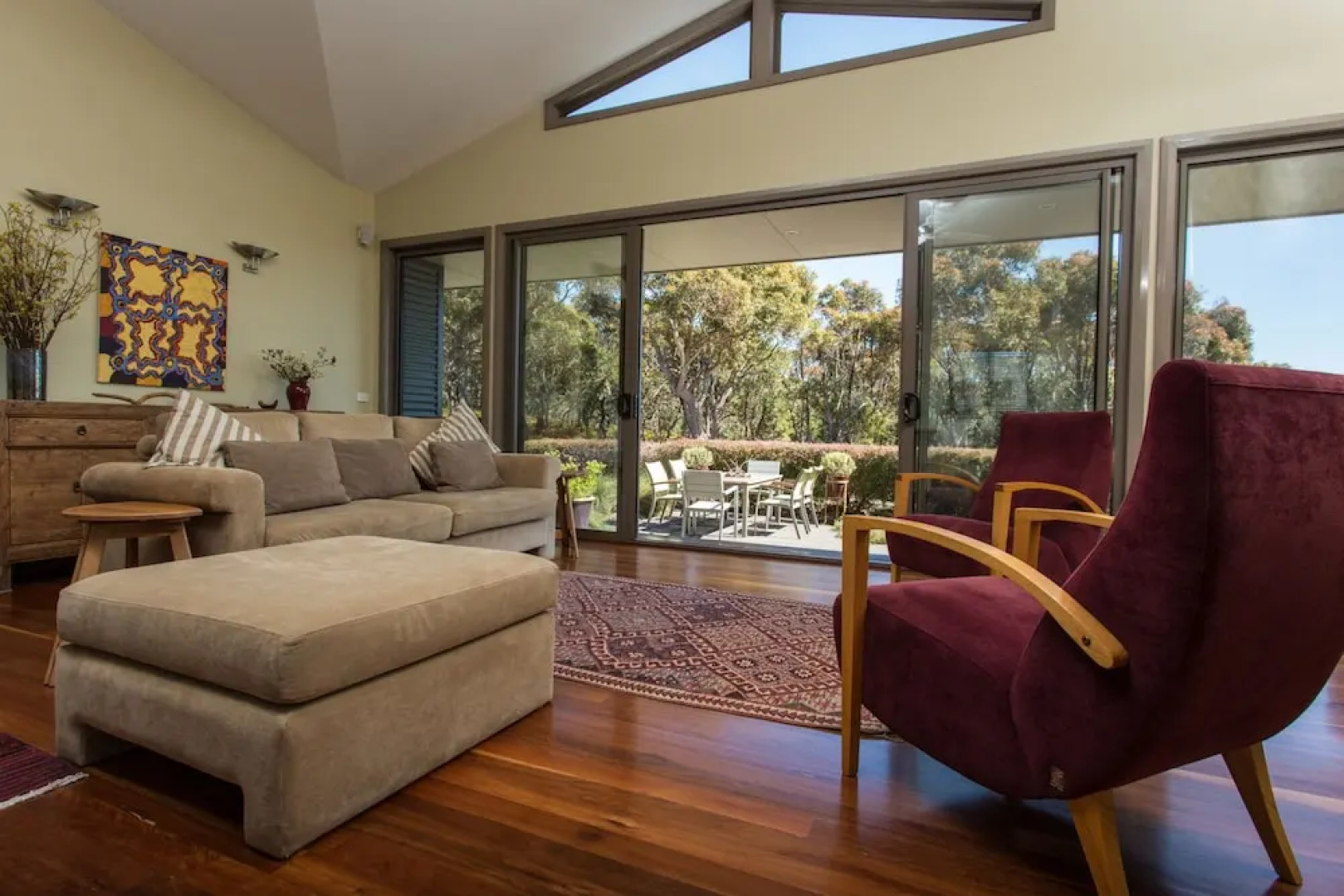 Tura Beachhouse in Dolphin Cove