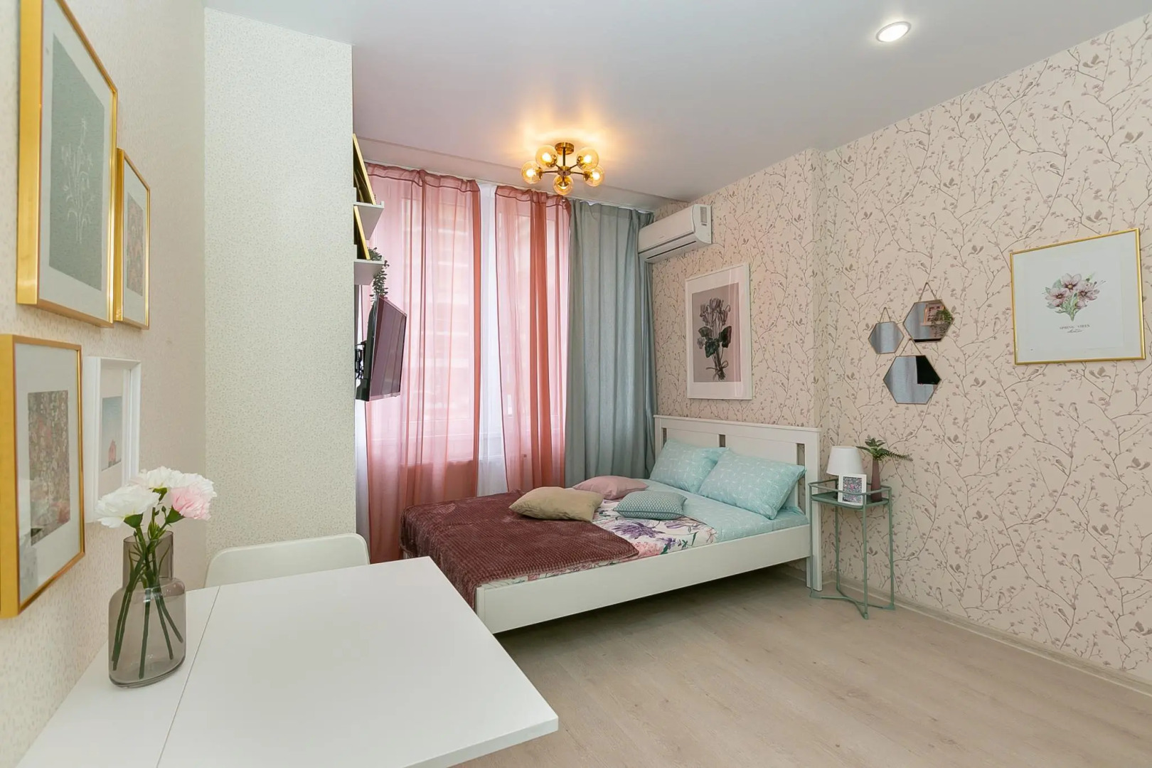 Arrival (Эррайвл) на улице Конгрессная 13