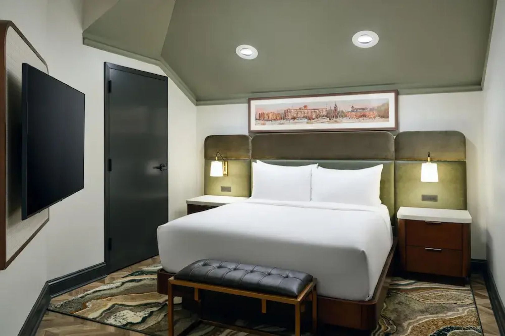 Tryon Riverfront Inn New Bern, Tapestry