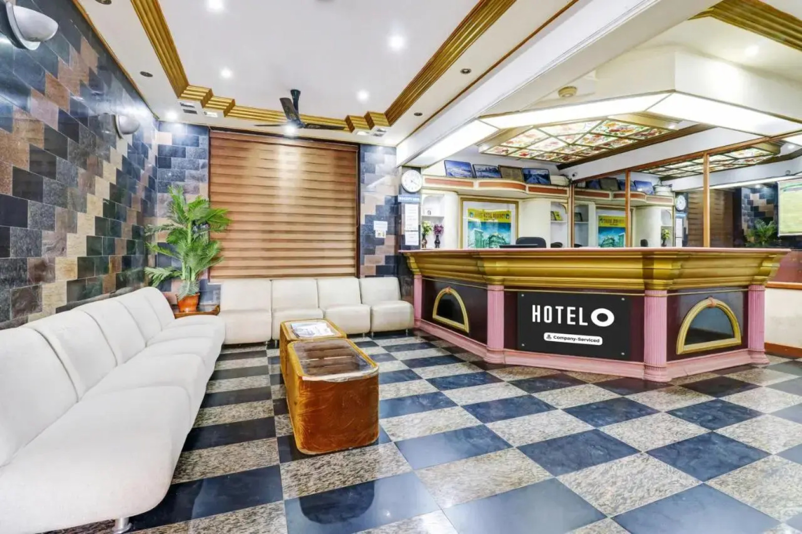 OYO 15837 Hotel Rvee's Regency