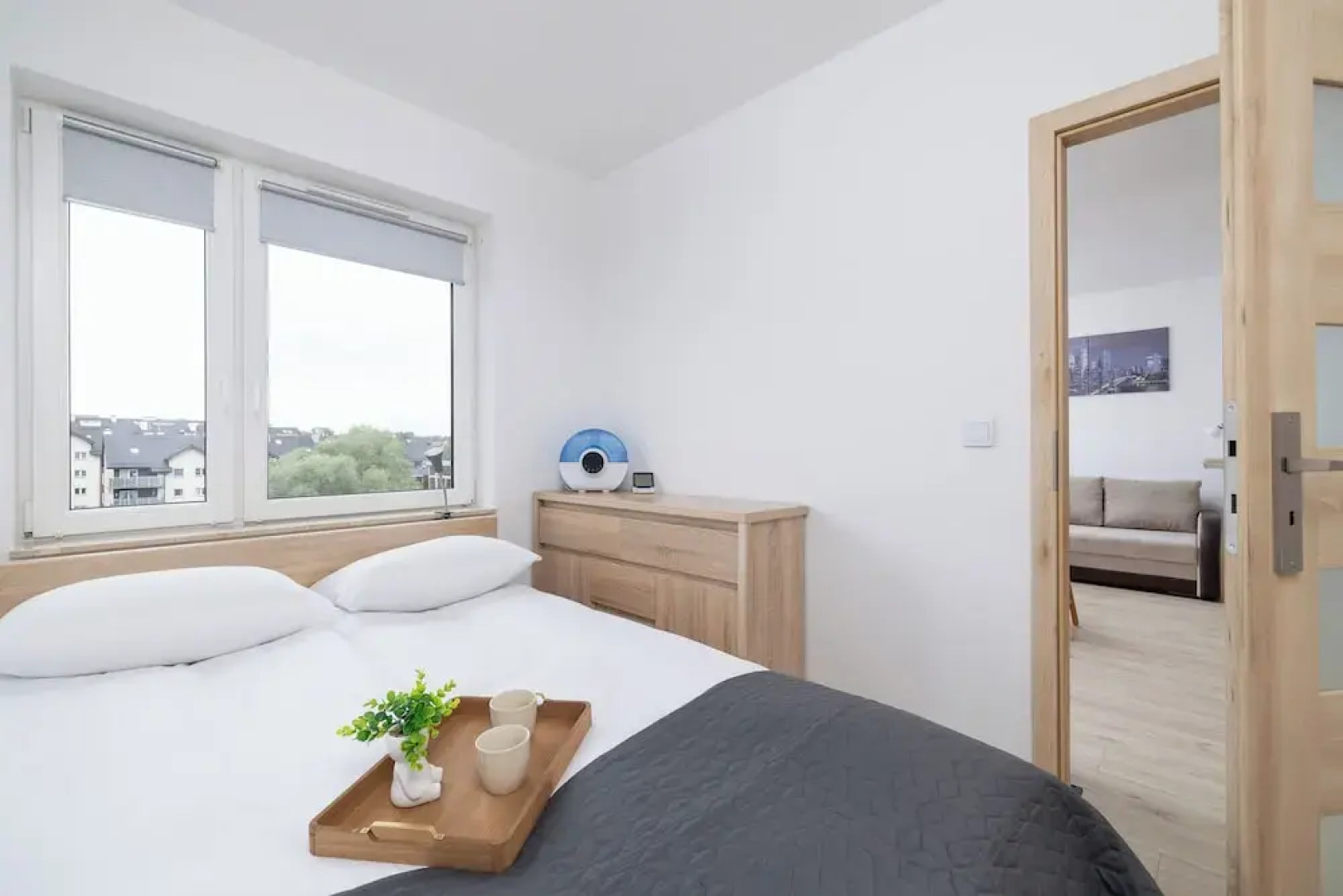 Air-conditioned Apartment by Renters