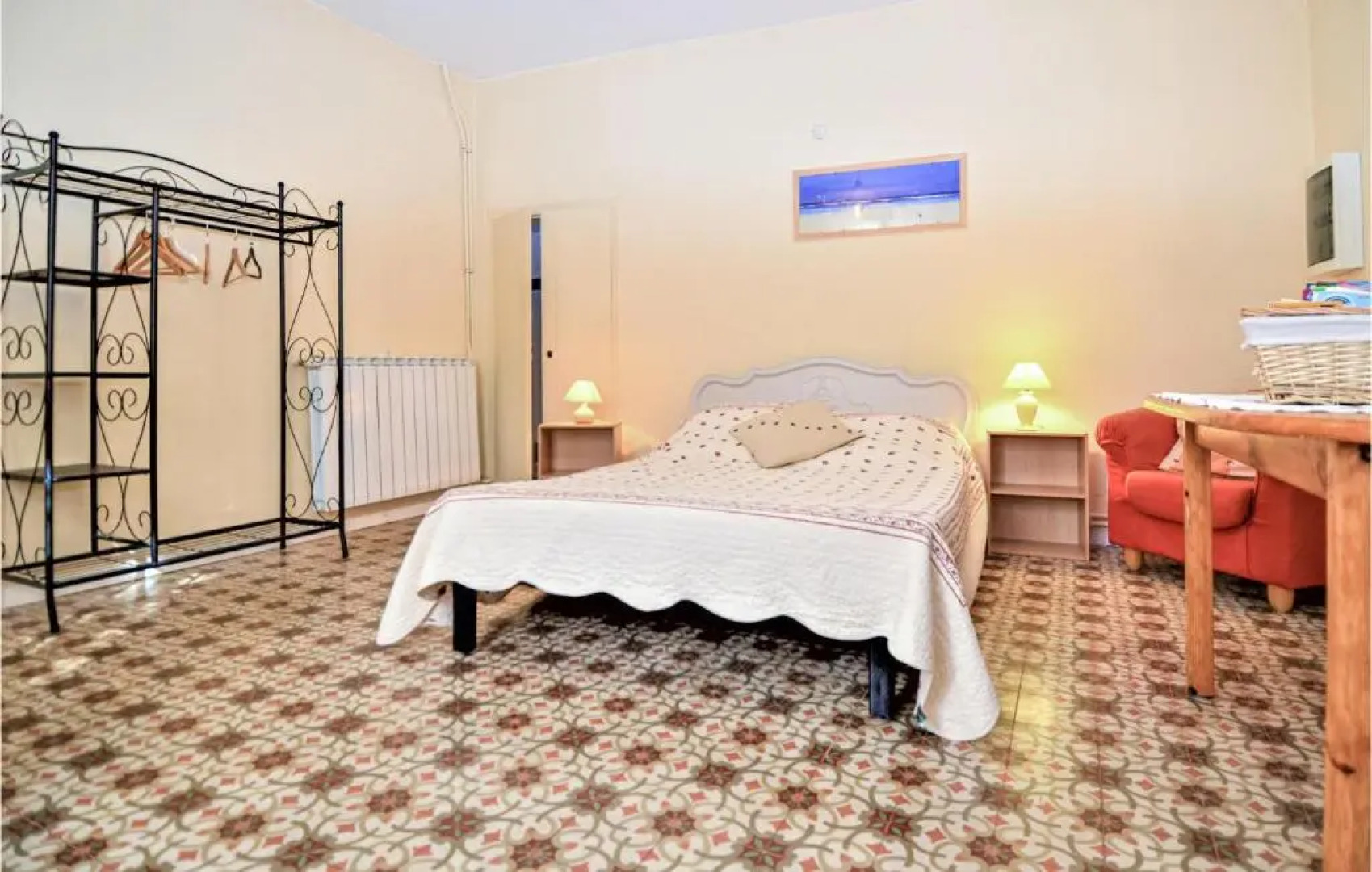 Nice home in Saint Victor la Coste with 3 Bedrooms and WiFi