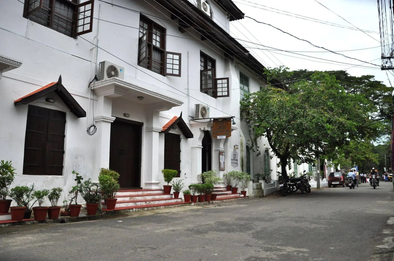 The Old Courtyard Hotel