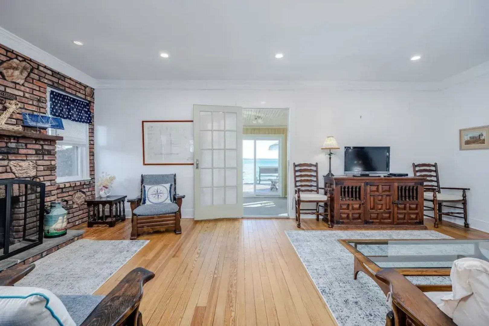 Beachfront Retreat - 5BR Home With Stunning Views