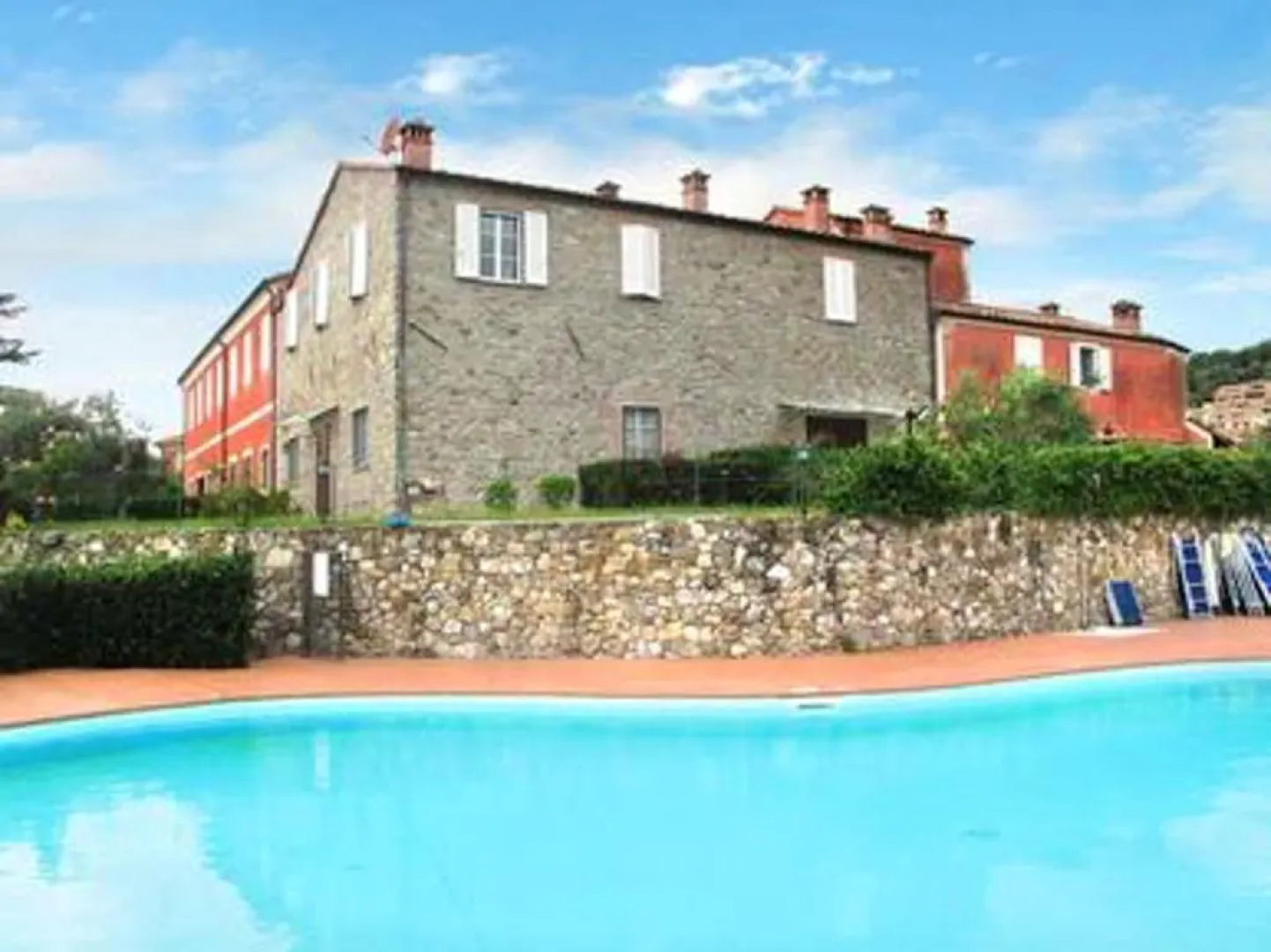 2 bedrooms appartement with sea view shared pool and enclosed garden at Borghetto melara 6 km away from the beach