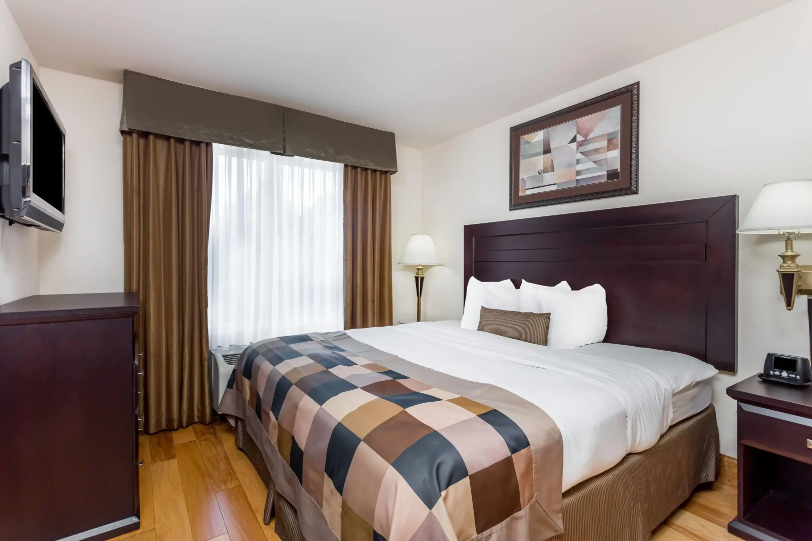 Wingate By Wyndham Lagrange