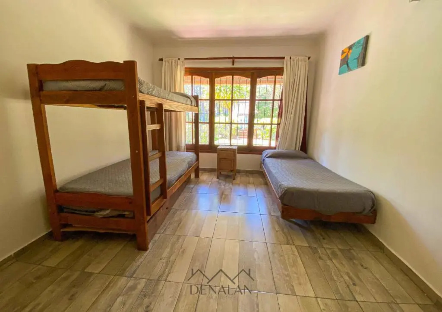 Cabaña Tinta Roja II