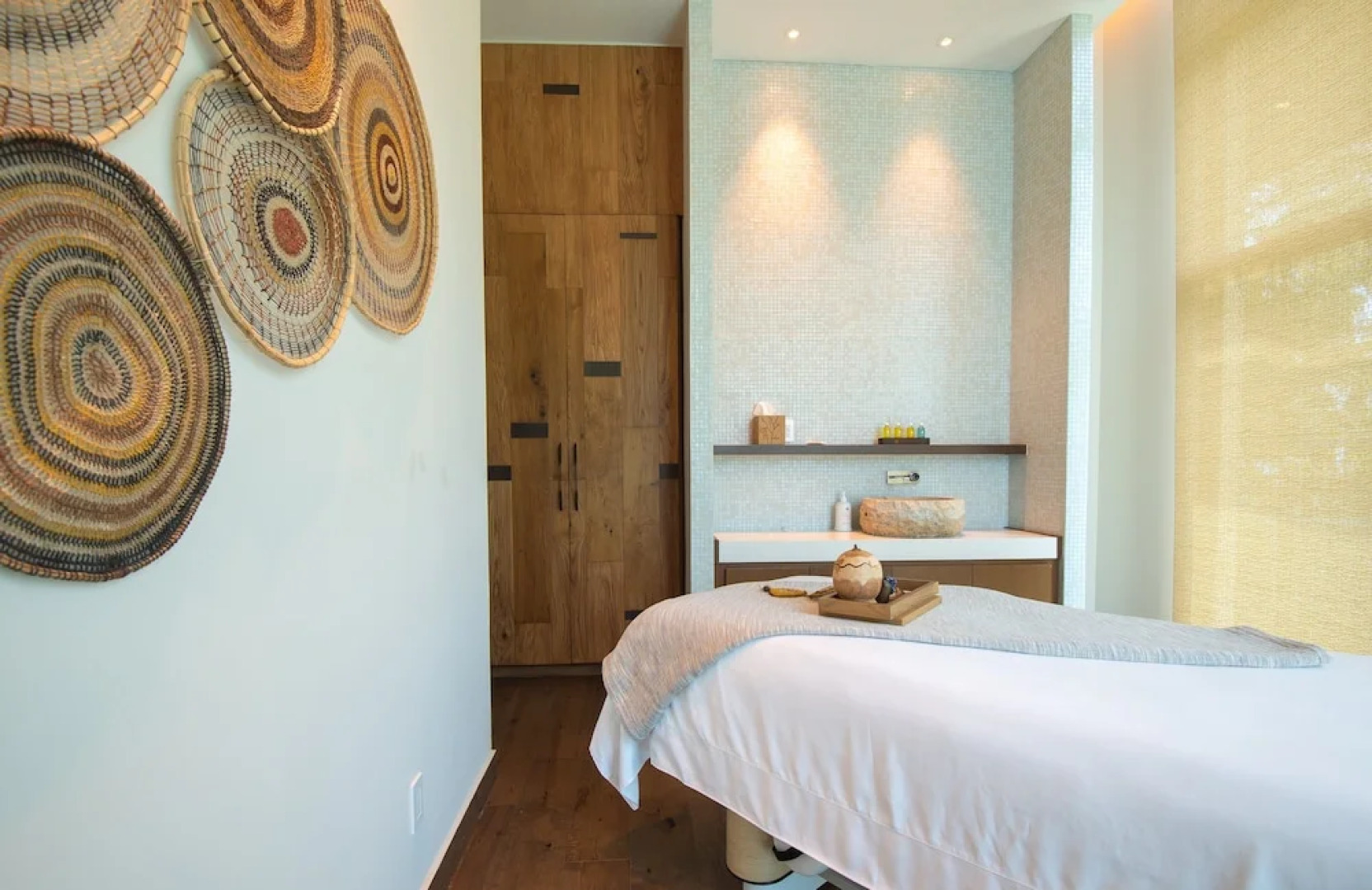 Kimpton Grand Roatan Resort And Spa by IHG