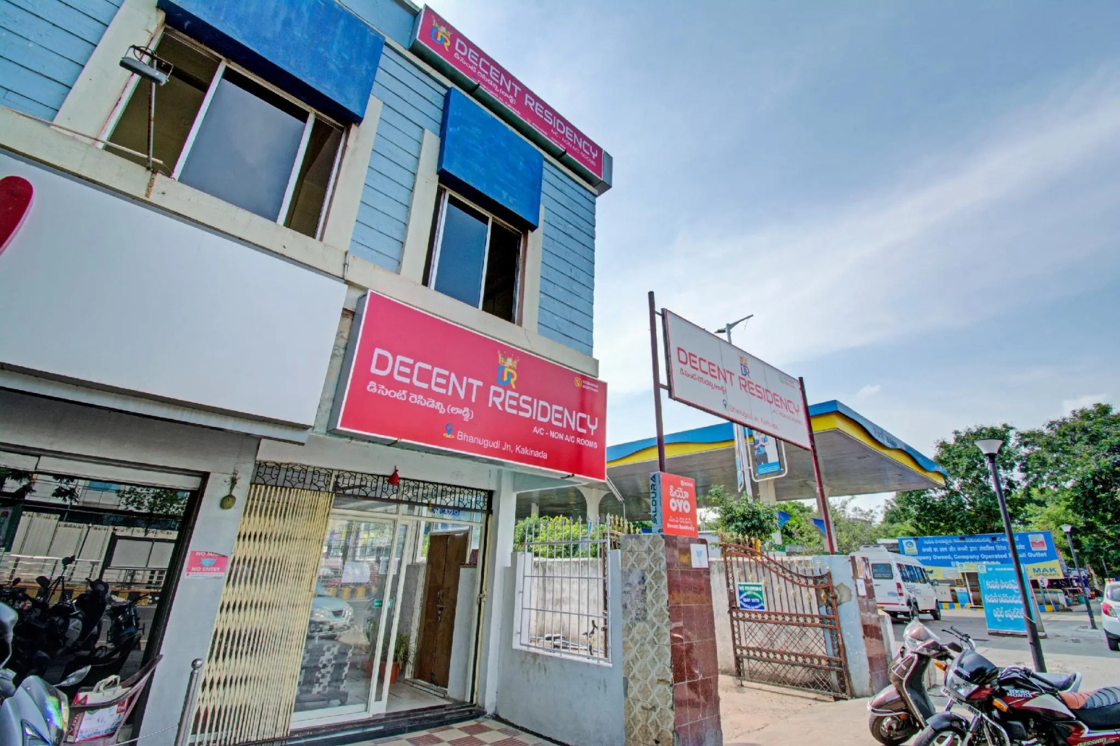 OYO Flagship 80532 Decent Residency