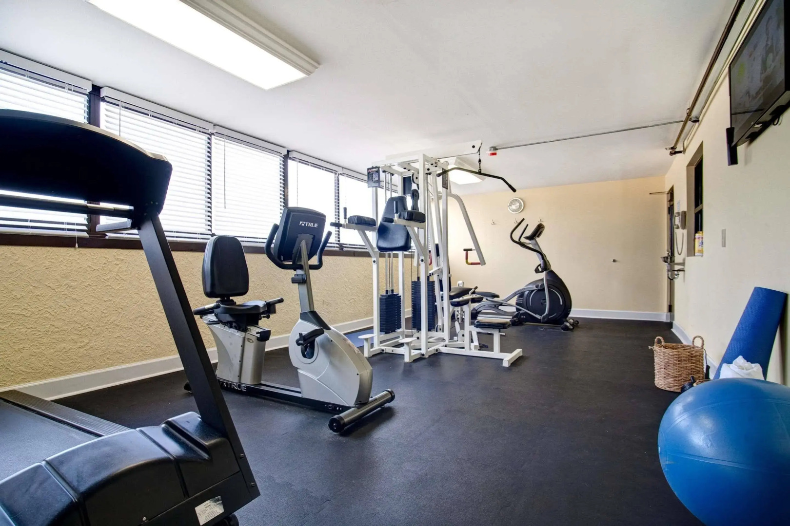 Best Western Ocean Sands Beach Resort