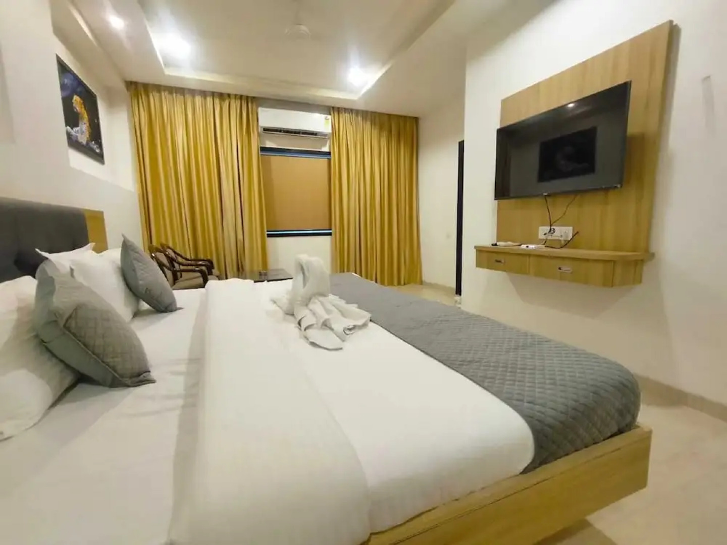 Sun Stone Hotel & Club