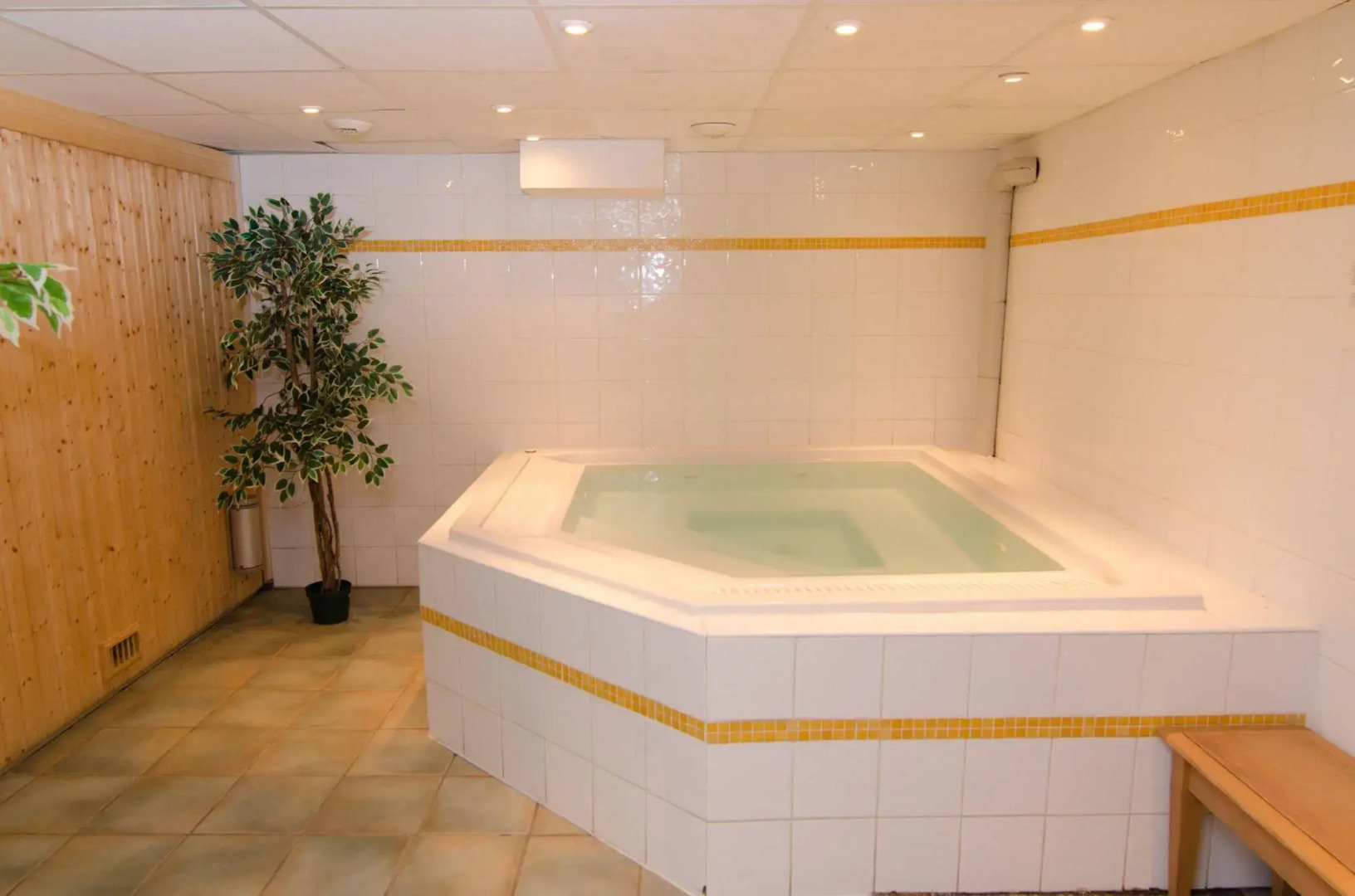 Langley Hotel La Forêt