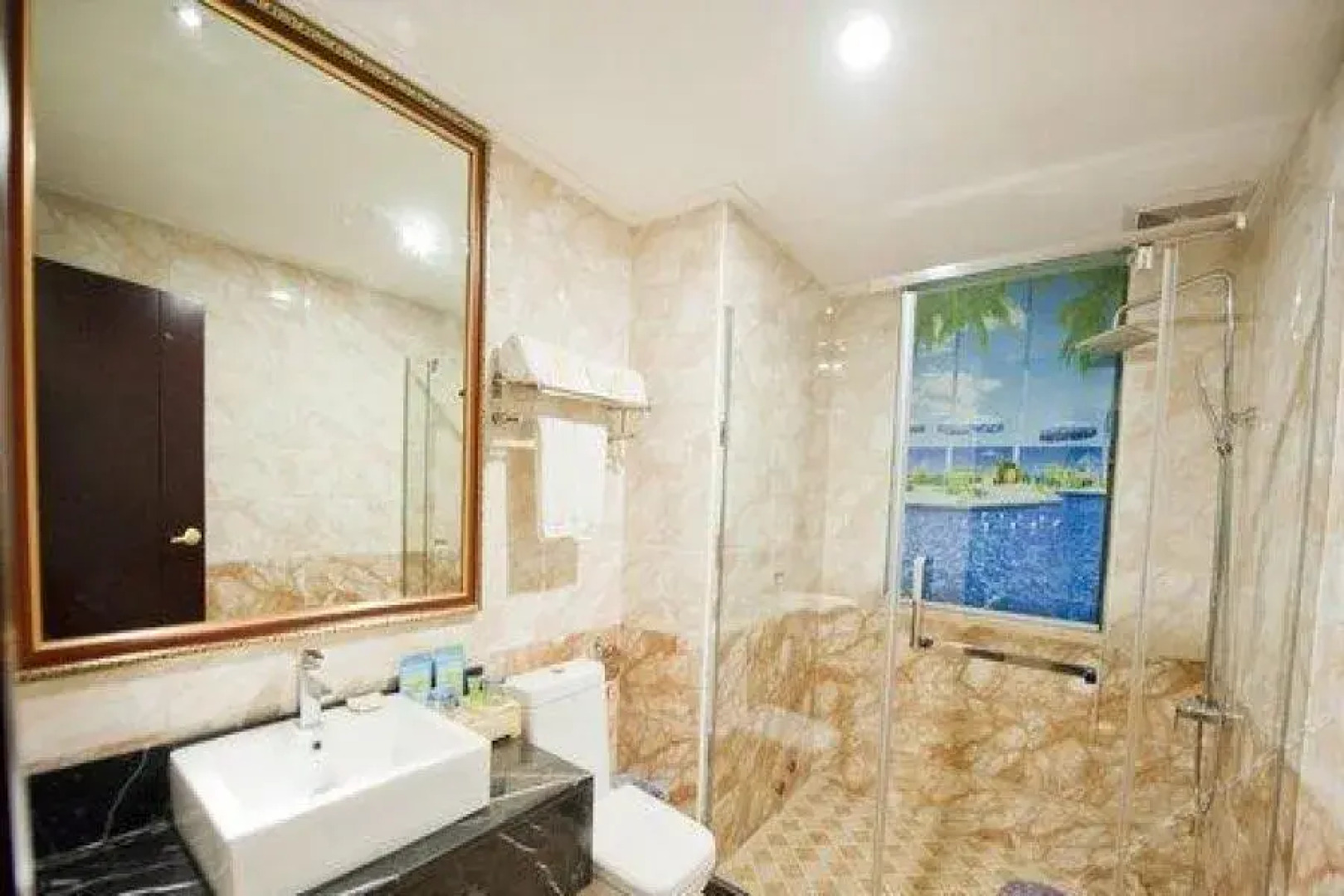 远大国际大酒店(神农广场店)