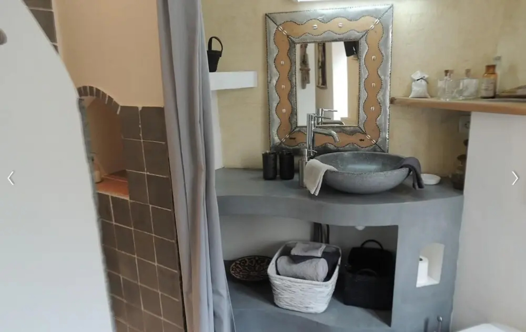 Le Soustet Des Auches