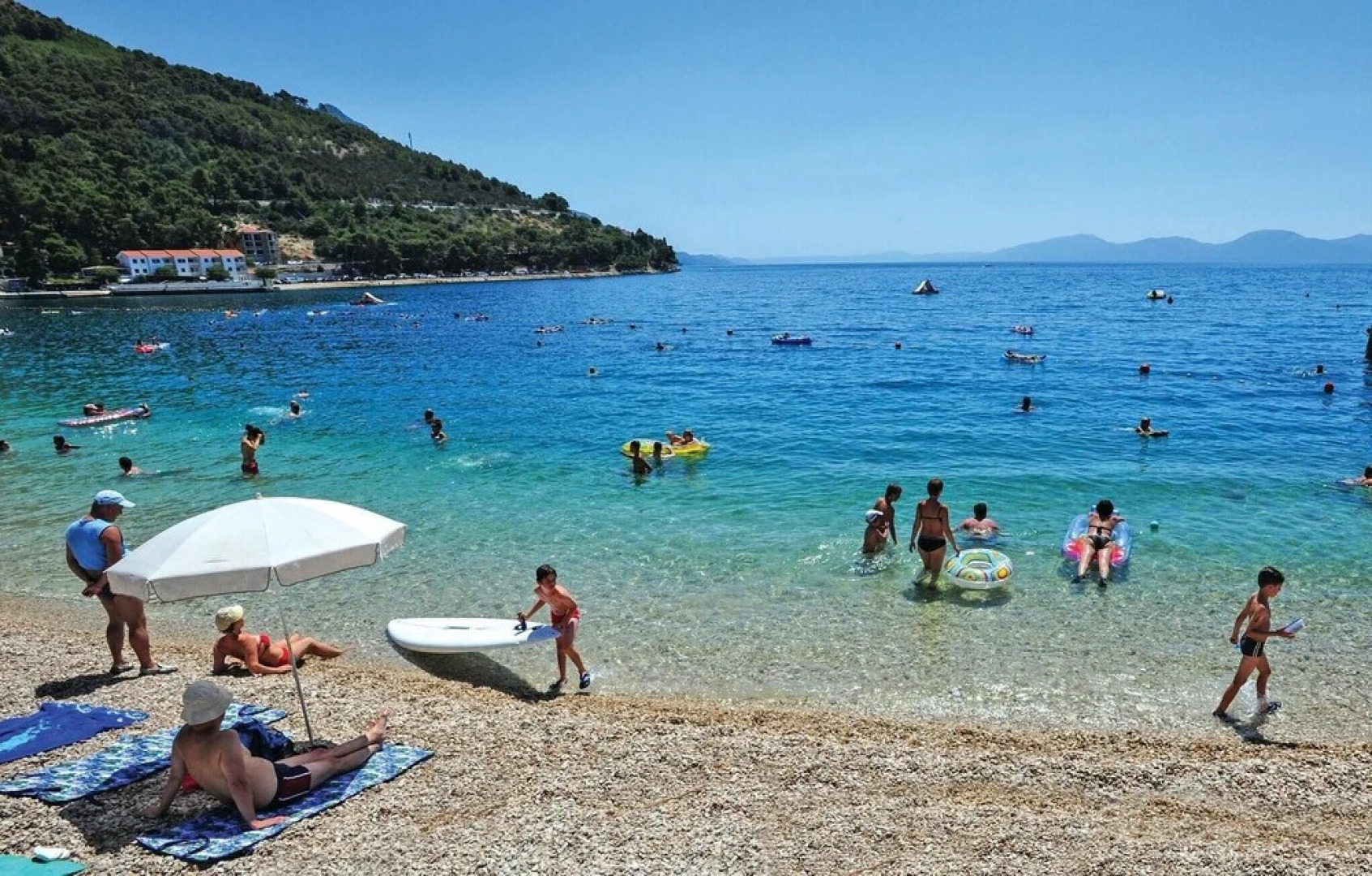 Amazing Home in Drvenik With Wifi and 3 Bedrooms