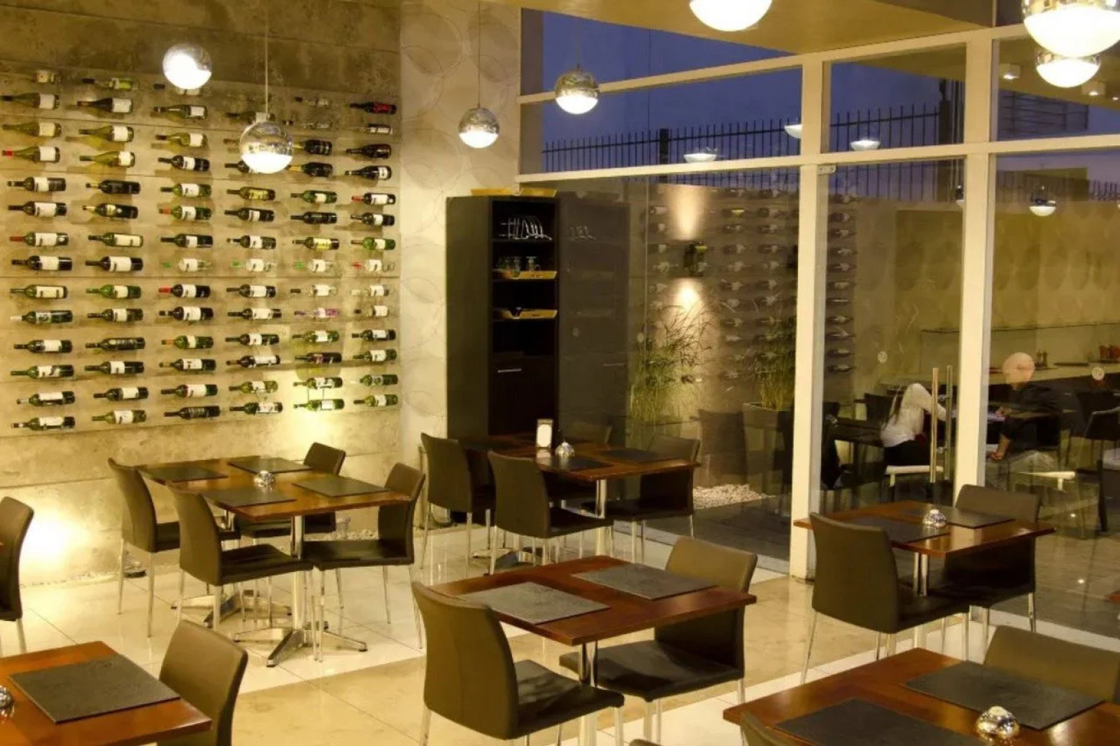 My Suites Boutique Hotel & Wine Bar