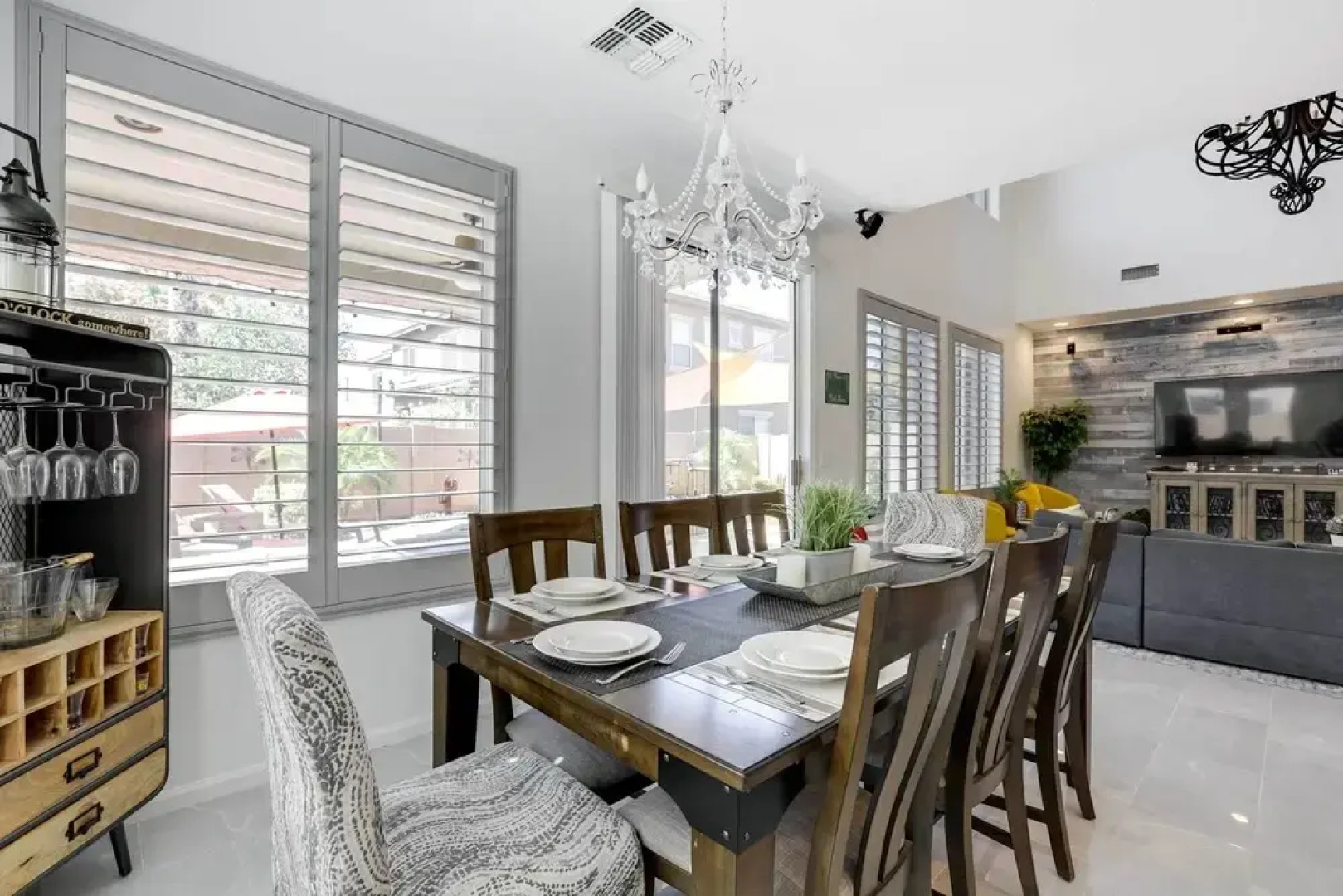 Pool, Fire Pit & Grill: Goodyear Home!