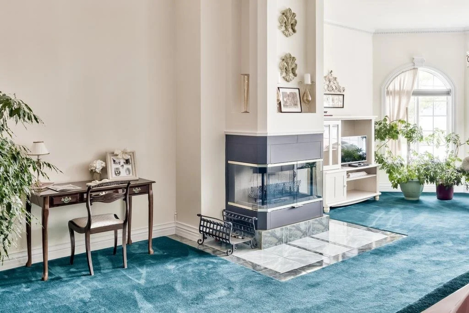 Greystone on Golden Lake