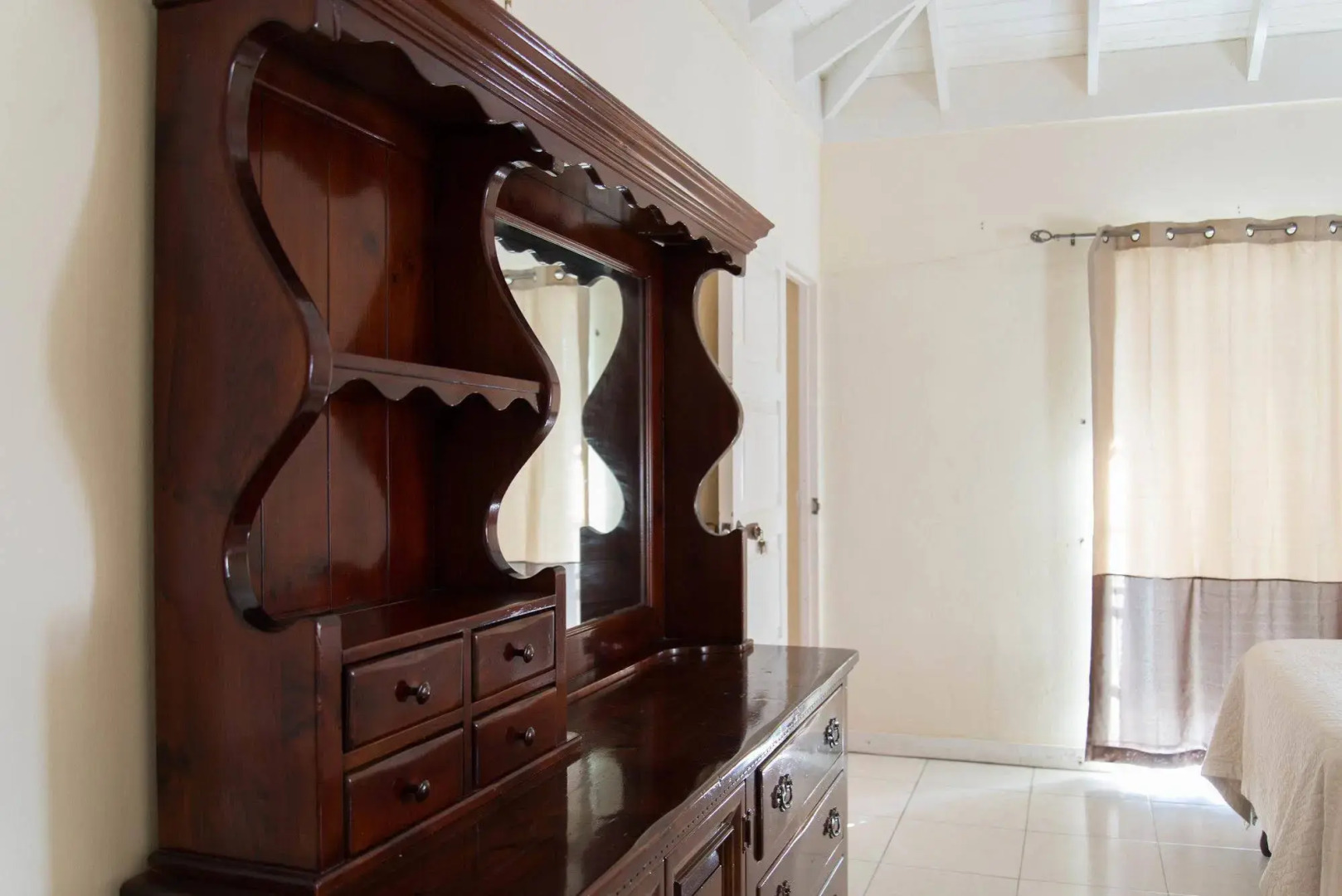 Hatfield South Villa