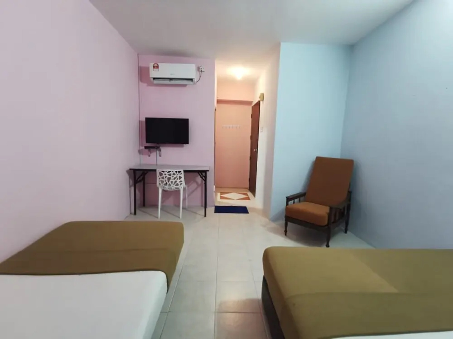 Hotel O My Seven Days Inn