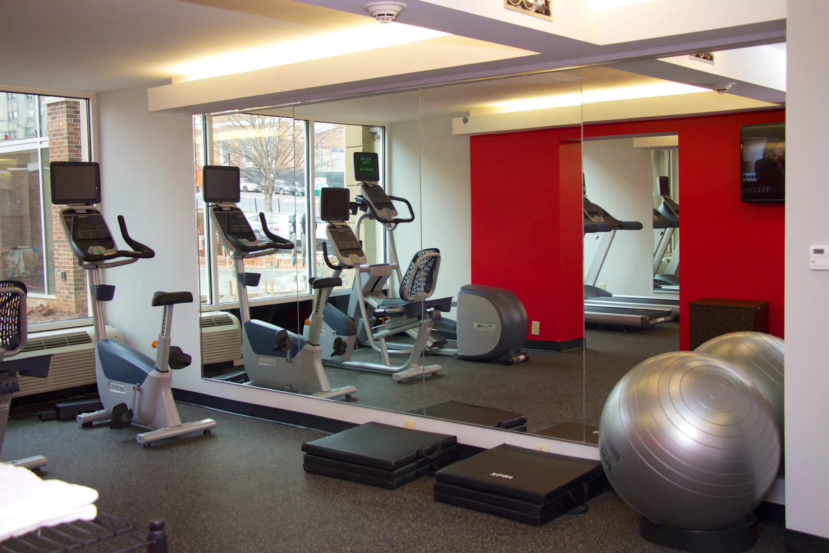 Holiday Inn Athens-University Area