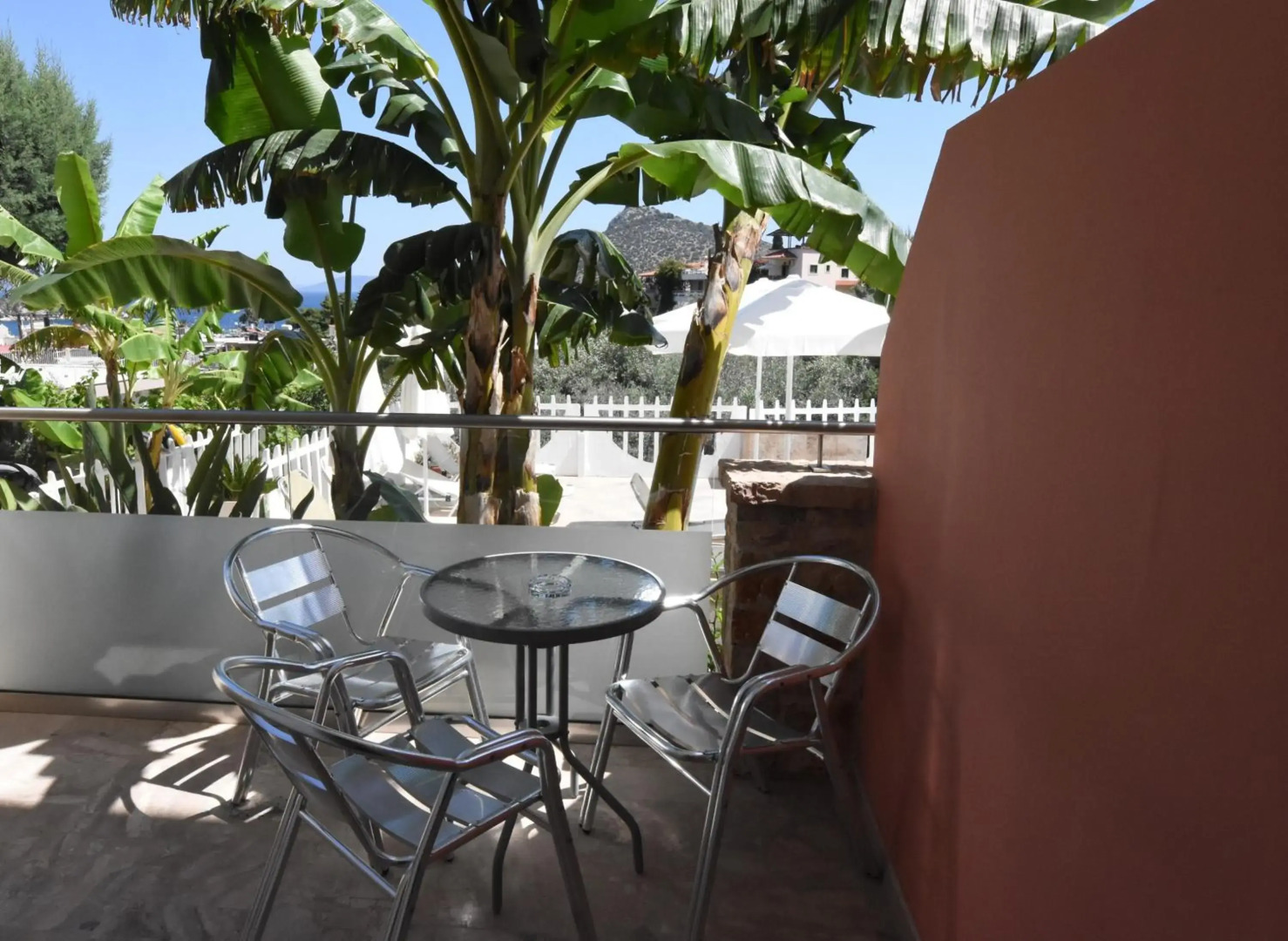 Viaros Hotel Apartments