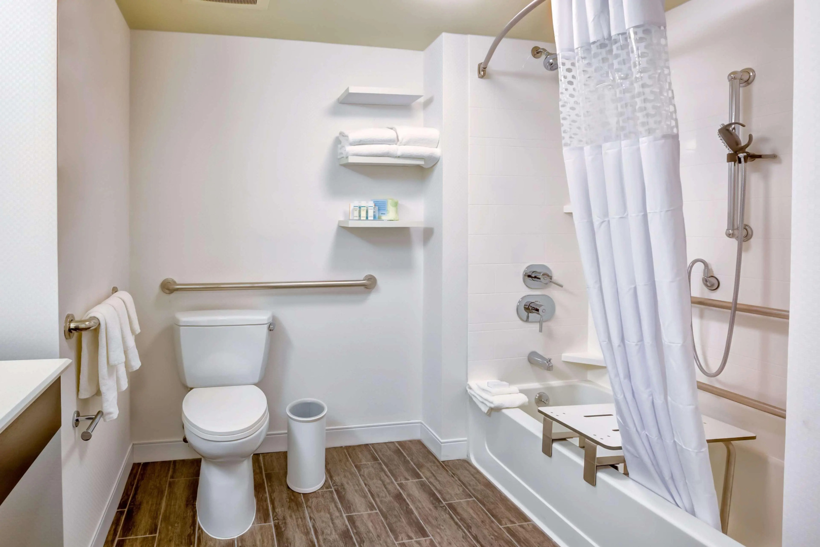 Hampton Inn Boston - Norwood